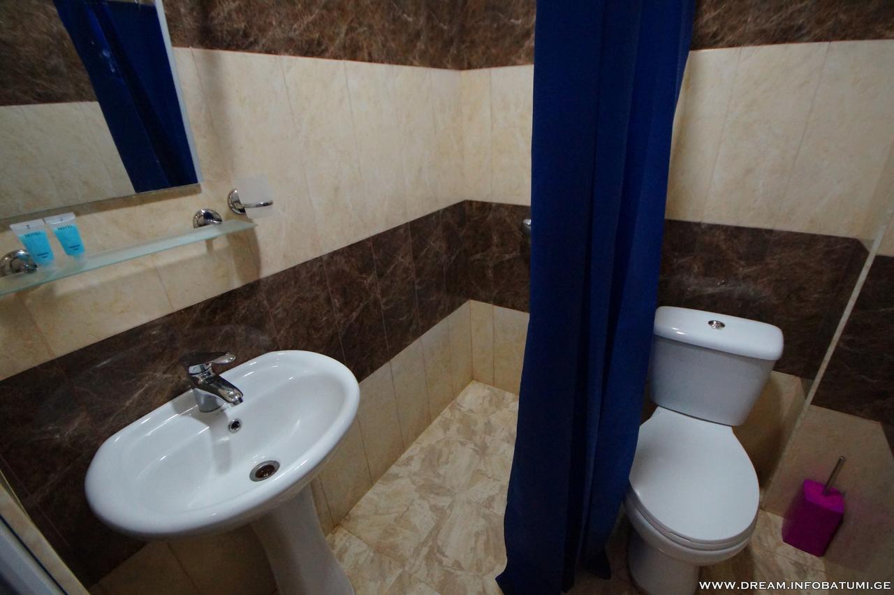 Dream Hotel Batumi Ngoại thất bức ảnh