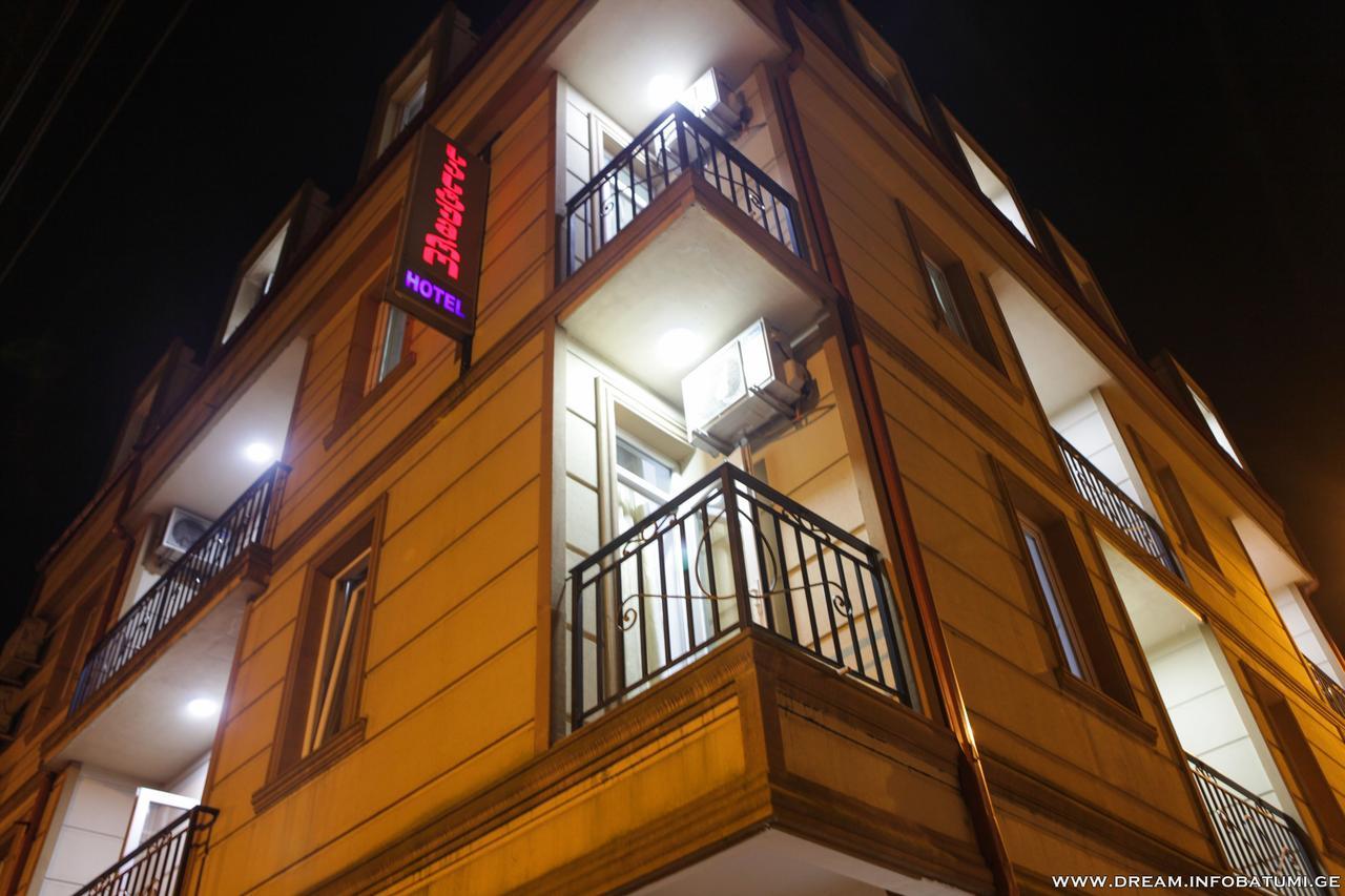 Dream Hotel Batumi Ngoại thất bức ảnh